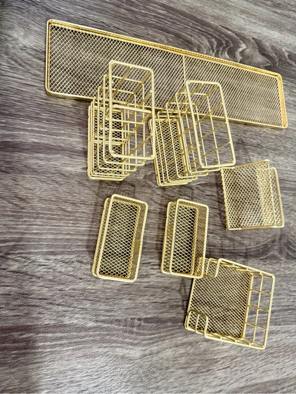 N/A stylish gold